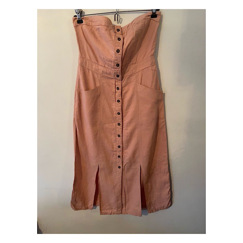 Pink Linen Strapless Dress - Picture 2 of 3